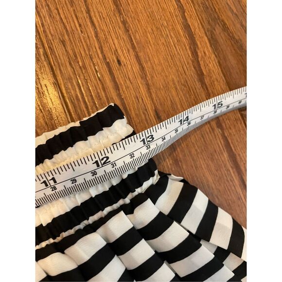 Courage B black and white stripe aline skirt small - Picture 5 of 8